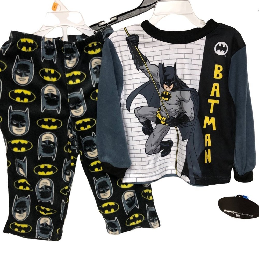 BATMAN LITTLE BOYS'  COZY FLEECE PAJAMA SET SIZE  3T NEW WITH‎ TAG